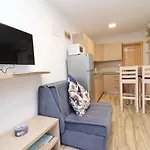Seaside Hrka - With Terrace And Sea View 3 Апартаменты *