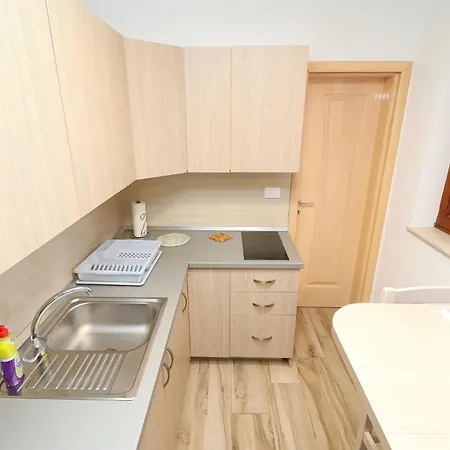 Seaside Hrka - With Terrace And Sea View 3 Appartement